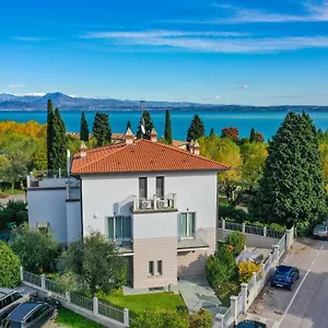 Faelmo Luxury Apartment